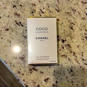 Coco Chanel Mademoiselle